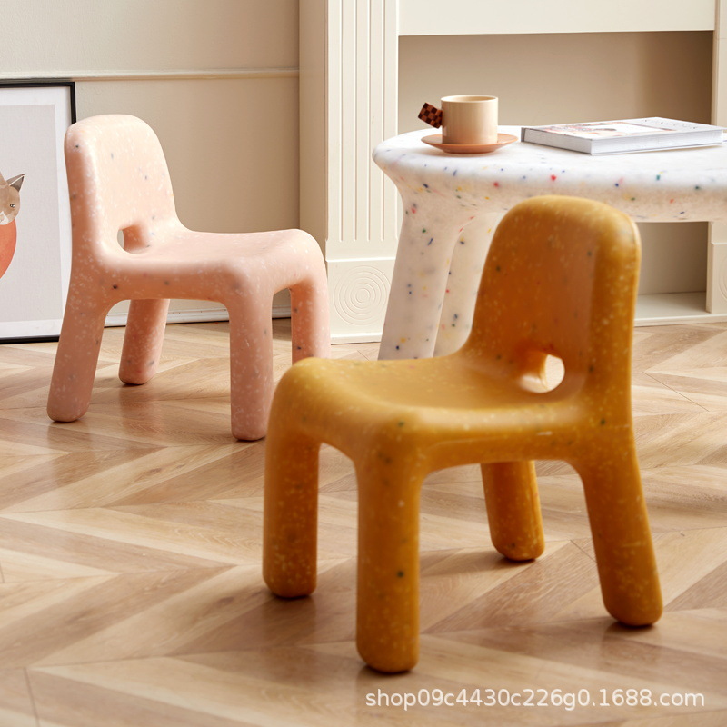 Kids Outdoor Seating - LazyChild Nordic Ekologiczne Plastikowe Krzesełko Dziecięce